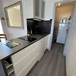 Renove 300m Plage, Balcon, Parking Prive, 4-5 Couchages, - Fr-1-224c-316 Apartman *